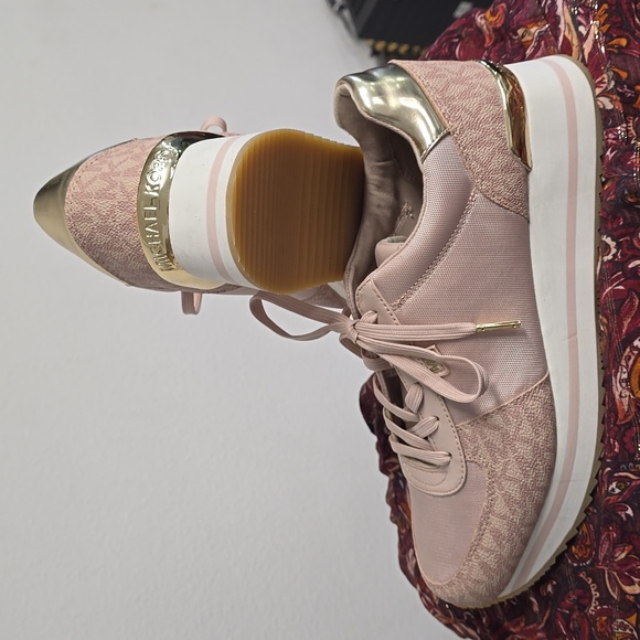 MICHAEL Michael Kors Raina Trainer Sneaker - Picture 6 of 10